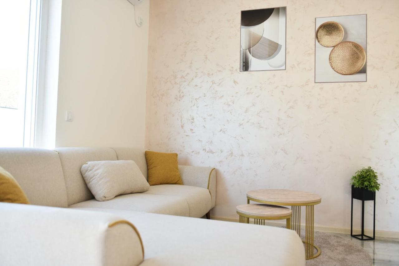 Apartment Pappy Novi Sad