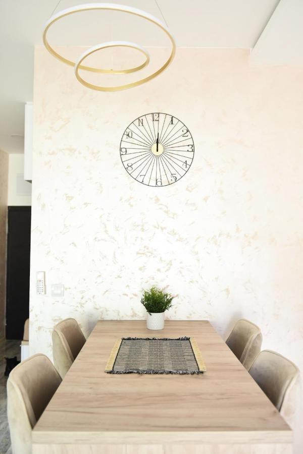 Pappy Apartment *